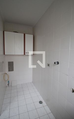 Apartamento para alugar com 70m², 2 quartos e 1 vagaÁrea de Serviço