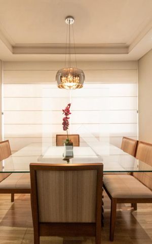 Apartamento à venda com 80m², 2 quartos e 1 vagaSala de jantar