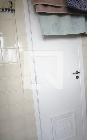 Apartamento à venda com 139m², 3 quartos e 3 vagas Apartamento à venda com 139m², 3 quartos e 3 vagasÁrea de Serviço