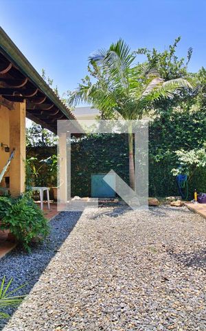 Casa para alugar com 650m², 4 quartos e 3 vagas Casa para alugar com 650m², 4 quartos e 3 vagasÁrea Externa
