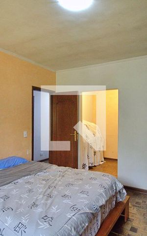 Casa para alugar com 650m², 4 quartos e 3 vagas Casa para alugar com 650m², 4 quartos e 3 vagasSuíte 2