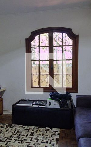 Casa para alugar com 650m², 4 quartos e 3 vagas Casa para alugar com 650m², 4 quartos e 3 vagasSuíte Americana