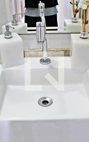 Apartamento para alugar com 49m², 2 quartos e 1 vagaBanheiro