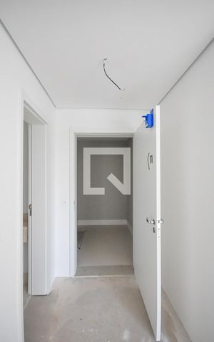 Apartamento à venda com 230m², 4 quartos e 4 vagas Apartamento à venda com 230m², 4 quartos e 4 vagasHall privativo
