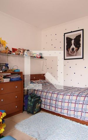 Casa à venda com 170m², 3 quartos e 2 vagasQuarto