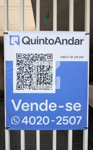 Casa à venda com 170m², 3 quartos e 2 vagasFachada