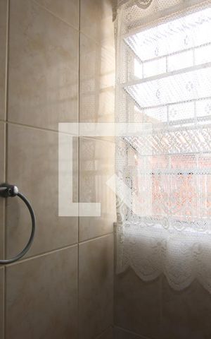 Casa à venda com 170m², 3 quartos e 2 vagasBanheiro da Suíte 2