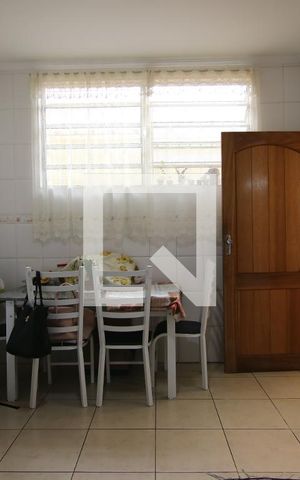 Casa à venda com 170m², 3 quartos e 2 vagasCozinha
