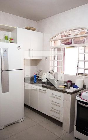 Casa à venda com 360m², 7 quartos e 3 vagas Casa à venda com 360m², 7 quartos e 3 vagasCozinha casa 1