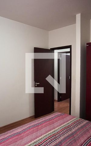 Casa à venda com 360m², 7 quartos e 3 vagas Casa à venda com 360m², 7 quartos e 3 vagasQuarto 1 casa 1
