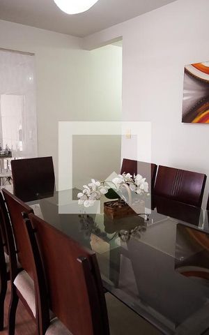 Casa à venda com 360m², 7 quartos e 3 vagas Casa à venda com 360m², 7 quartos e 3 vagasSala 2 casa 1