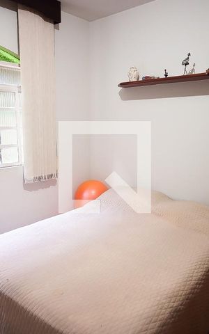 Casa à venda com 360m², 7 quartos e 3 vagas Casa à venda com 360m², 7 quartos e 3 vagasQuarto 3 casa 1
