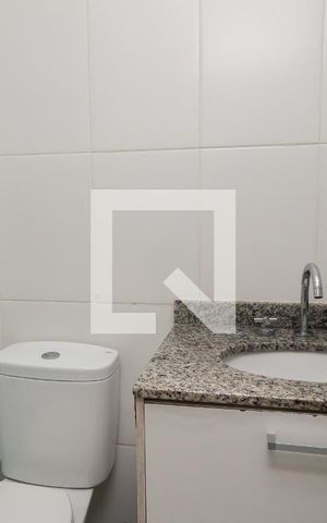 Apartamento para alugar com 70m², 2 quartos e 1 vaga Apartamento para alugar com 70m², 2 quartos e 1 vagaBanheiro Social