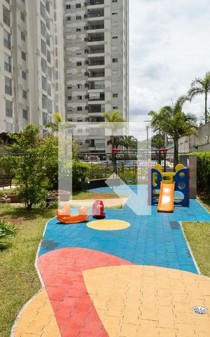 Apartamento para alugar com 70m², 2 quartos e 1 vaga Apartamento para alugar com 70m², 2 quartos e 1 vagaÁrea comum - Playground