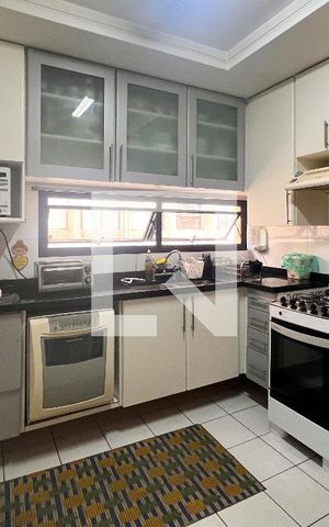 Apartamento à venda com 186m², 4 quartos e 3 vagasCozinha