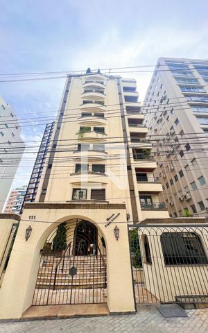 Apartamento à venda com 186m², 4 quartos e 3 vagasFachada