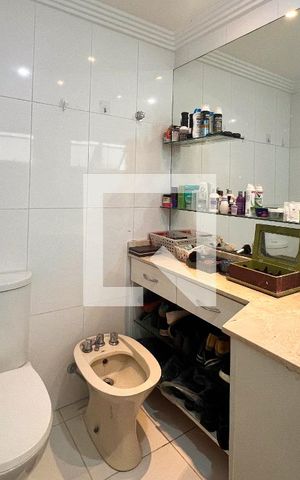 Apartamento à venda com 186m², 4 quartos e 3 vagasBanheiro da Suíte 1