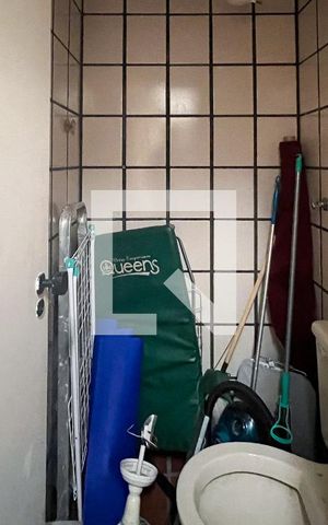 Apartamento à venda com 186m², 4 quartos e 3 vagasBanheiro de Serviço