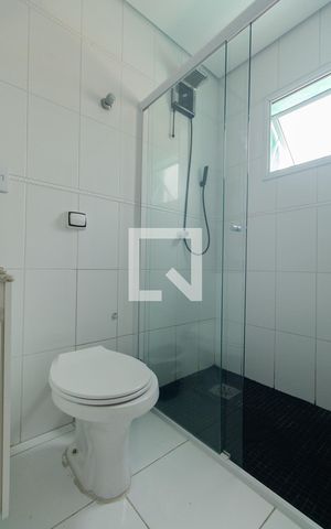 Casa para alugar com 301m², 3 quartos e 2 vagas Casa para alugar com 301m², 3 quartos e 2 vagasBanheiro do quarto 1
