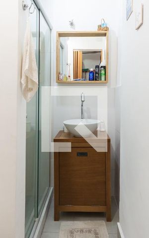 Apartamento para alugar com 91m², 2 quartos e sem vagaBanheiro de Serviço