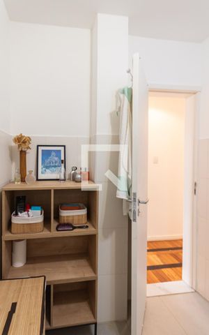 Apartamento para alugar com 91m², 2 quartos e sem vagaBanheiro