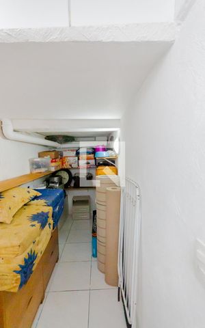 Casa à venda com 360m², 3 quartos e 2 vagas Casa à venda com 360m², 3 quartos e 2 vagasDepósito