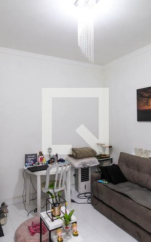 Casa à venda com 320m², 4 quartos e 2 vagas Casa à venda com 320m², 4 quartos e 2 vagasQuarto 4 - Suíte