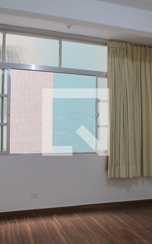Studio para alugar com 25m², 1 quarto e 1 vaga Studio para alugar com 25m², 1 quarto e 1 vagaKitnet