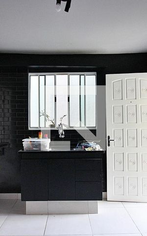 Casa para alugar com 55m², 1 quarto e 1 vagaSala/Cozinha