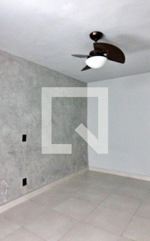 Casa para alugar com 55m², 1 quarto e 1 vagaSala/Cozinha