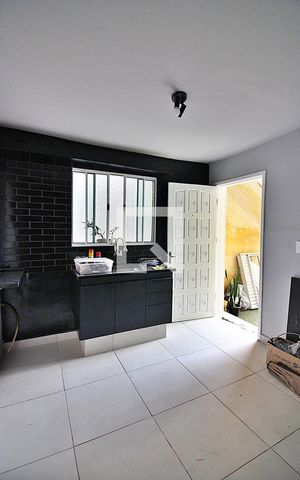 Casa para alugar com 55m², 1 quarto e 1 vagaSala/Cozinha