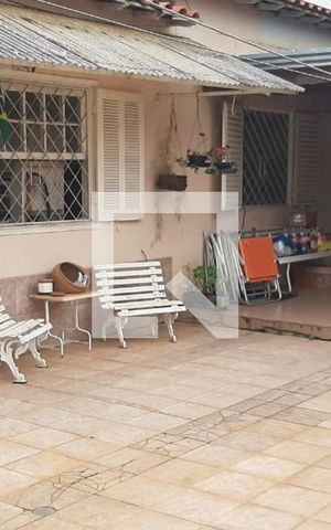 Casa à venda com 170m², 3 quartos e 2 vagas
