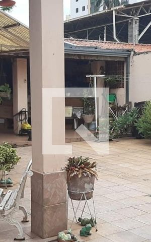 Casa à venda com 170m², 3 quartos e 2 vagas