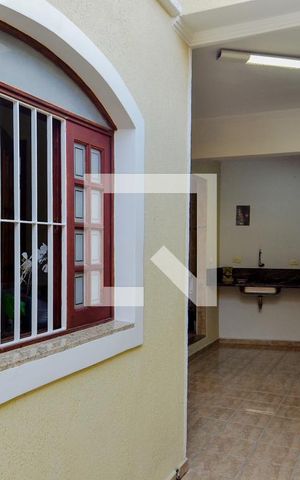 Casa à venda com 300m², 3 quartos e 2 vagasCorredor Lateral 