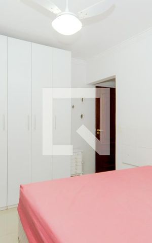 Casa à venda com 300m², 3 quartos e 2 vagasSuíte 2