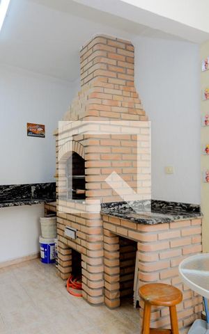 Casa à venda com 300m², 3 quartos e 2 vagasChurrasqueira
