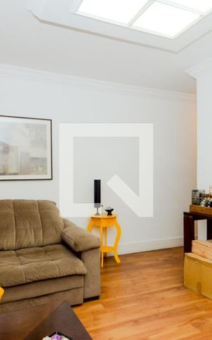 Casa à venda com 300m², 3 quartos e 2 vagasSala