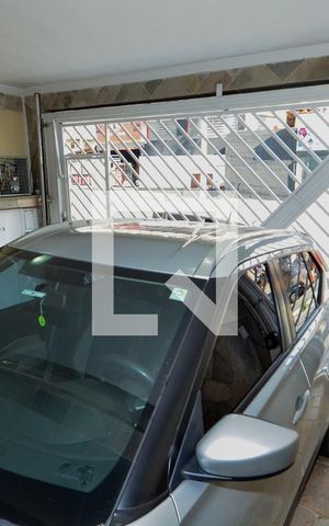 Casa à venda com 300m², 3 quartos e 2 vagasGaragem