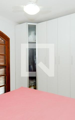 Casa à venda com 300m², 3 quartos e 2 vagasSuíte 2