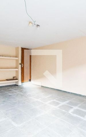 Casa à venda com 180m², 3 quartos e 2 vagas Casa à venda com 180m², 3 quartos e 2 vagasGaragem
