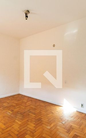 Casa à venda com 180m², 3 quartos e 2 vagas Casa à venda com 180m², 3 quartos e 2 vagasQuarto 2