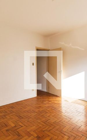 Casa à venda com 180m², 3 quartos e 2 vagas Casa à venda com 180m², 3 quartos e 2 vagasQuarto 1