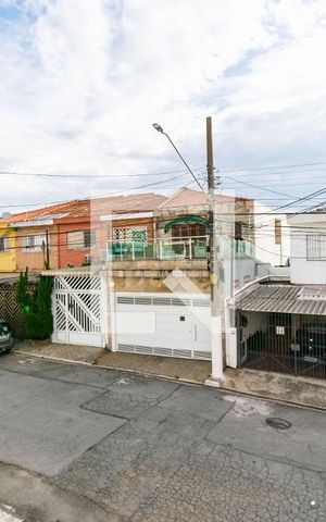 Casa à venda com 180m², 3 quartos e 2 vagas Casa à venda com 180m², 3 quartos e 2 vagasVista da Sacada