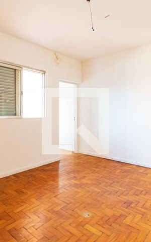 Casa à venda com 180m², 3 quartos e 2 vagas Casa à venda com 180m², 3 quartos e 2 vagasQuarto 3