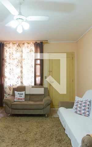 Casa à venda com 280m², 4 quartos e 8 vagasSala 1