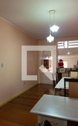 Casa à venda com 280m², 4 quartos e 8 vagasSala 2