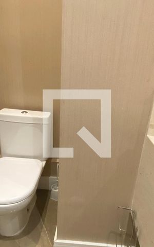 Casa de condomínio à venda com 450m², 4 quartos e 4 vagasLavabo