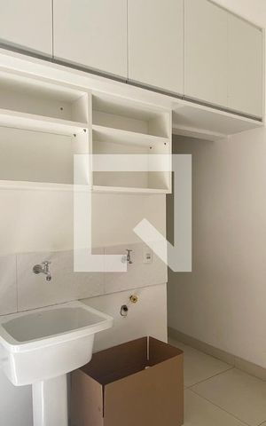 Casa de condomínio à venda com 450m², 4 quartos e 4 vagasÁrea de Serviço