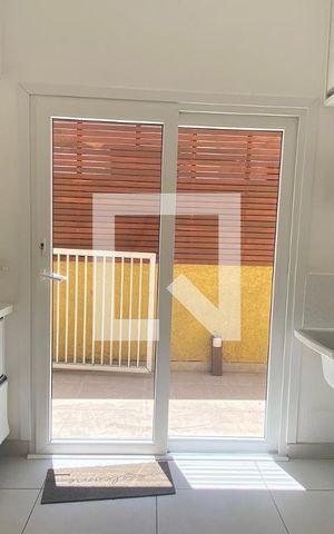 Casa de condomínio à venda com 450m², 4 quartos e 4 vagasÁrea de Serviço