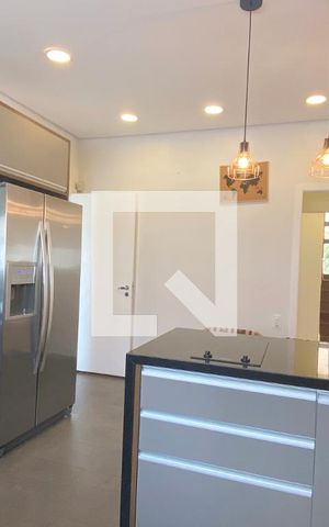 Casa de condomínio à venda com 450m², 4 quartos e 4 vagasCozinha